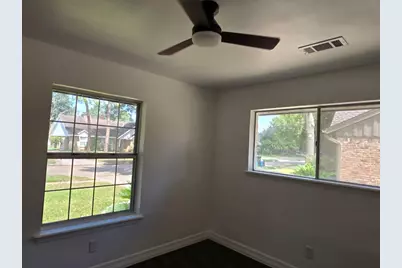 5835 Paisley Street, Houston, TX 77096 - Photo 12