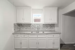 5005 New Orleans St, Houston, TX 77020 - Photo 10