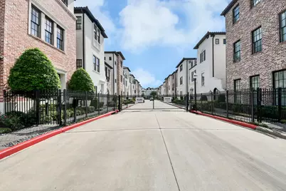 15 Southside Circle, Houston, TX 77025 - Photo 46