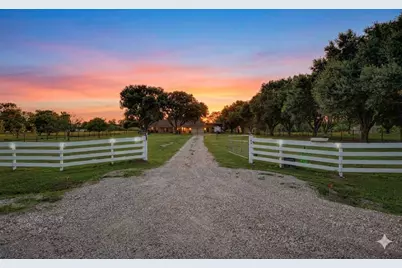 2211 Riverview Drive, Richmond, TX 77469 - Photo 2