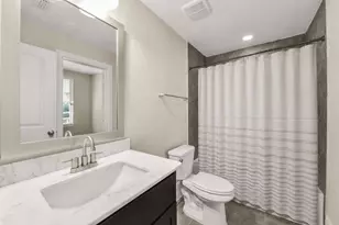734 N Shepherd Dr, Houston, TX 77007 - Photo 8