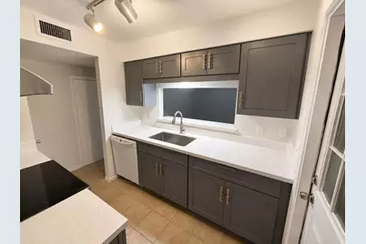 5218 Milwee Street #6, Houston, TX 77092 - Photo 6
