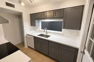 5218 Milwee St, Houston, TX 77092 - Photo 6