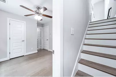 2022 Groveland Glen Drive, Houston, TX 77051 - Photo 8