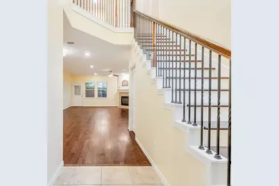 7923 Ashford Trace Drive, Houston, TX 77072 - Photo 6