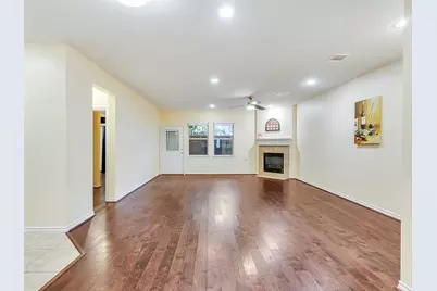 7923 Ashford Trace Drive, Houston, TX 77072 - Photo 8