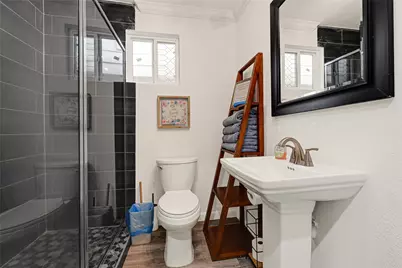 2809 Tooke Street #B, Houston, TX 77023 - Photo 8