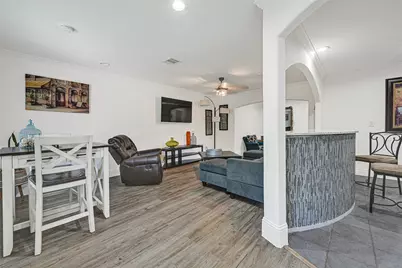 2809 Tooke Street #B, Houston, TX 77023 - Photo 2