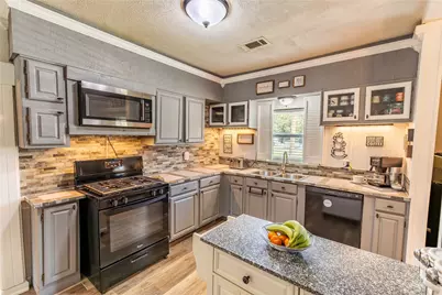 460 7th Street, Somerville, TX 77879 - Photo 8