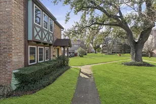 10556 Hammerly Blvd, Houston, TX 77043 - Photo 28