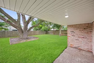 518 Whitecap Dr, El Lago, TX 77586 - Photo 30