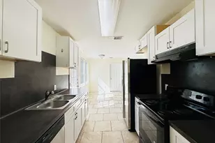 6729 Lodge St, Houston, TX 77092 - Photo 2