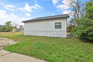 3922 Roseneath Dr, Houston, TX 77021 - Photo 16