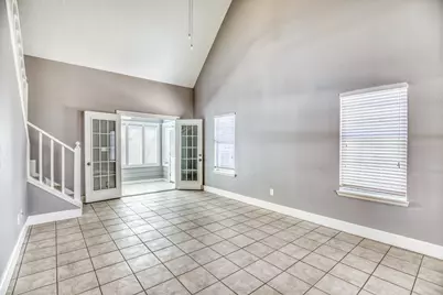 210 W Bell Street, Fayetteville, TX 78940 - Photo 6