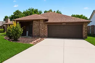 10926 Collingswood Dr, La Porte, TX 77571 - Photo 2