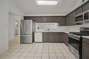 10926 Collingswood Dr, La Porte, TX 77571 - Photo 8