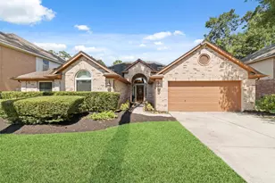 930 Arbor Pine Dr, Tomball, TX 77375 - Photo 2