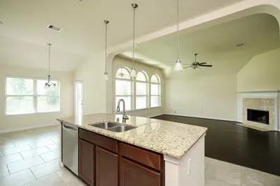 34 Estherwood Place, The Woodlands, TX 77354 - Photo 12