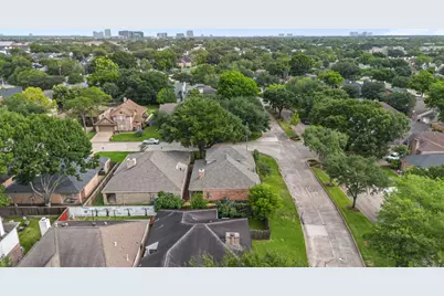 12903 Avenida Vaquero Street, Houston, TX 77077 - Photo 32