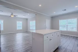 778 Pickering St, Houston, TX 77091 - Photo 8