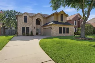 19307 Pinewood Bluff Ln, Humble, TX 77346 - Photo 2