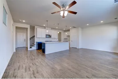 10504 Marston Vineyard Drive, Houston, TX 77025 - Photo 10