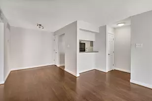 2800 Jeanetta St, Houston, TX 77063 - Photo 10