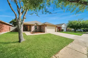 1818 Fergus Park Ct, Houston, TX 77047 - Photo 2