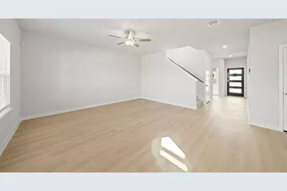 10703 Aston Court, Bryan, TX 77845 - Photo 6