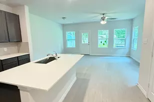 9024 Madera Rd, Houston, TX 77078 - Photo 4
