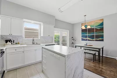 1011 Fountain View Drive, Houston, TX 77057 - Photo 10