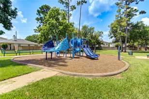 3010 E Legends Bend Dr, Spring, TX 77386 - Photo 44