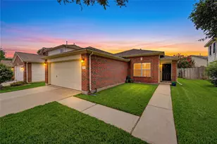 3010 E Legends Bend Dr, Spring, TX 77386 - Photo 2