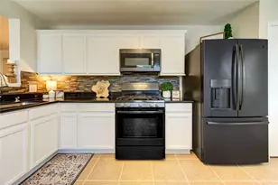 3010 E Legends Bend Dr, Spring, TX 77386 - Photo 14