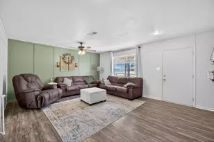 355 County Road 761, Buna, TX 77612 - Photo 6