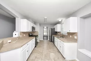 3506 Evergreen Sq Trl, Fresno, TX 77545 - Photo 6