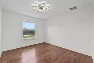 3237 Harkey Rd, Pearland, TX 77584 - Photo 32