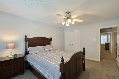 70 N Spinning Wheel Circle, The Woodlands, TX 77382 - Photo 28