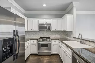 1624 W 25th Street #B, Houston, TX 77008 - Photo 6