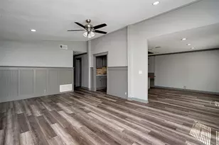 10 Carol Ct, Brookshire, TX 77423 - Photo 2