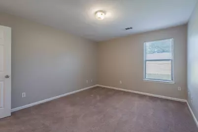 10233 Azalea Vlg Village, Houston, TX 77088 - Photo 8