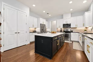 4612 Cornish St, Houston, TX 77007 - Photo 4