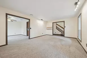 11534 Cypresswood Dr, Houston, TX 77070 - Photo 8