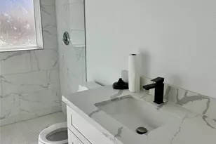 102 Georgia St, Houston, TX 77029 - Photo 12