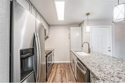 2822 S Bartell Drive #32, Houston, TX 77054 - Photo 2