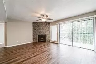 2822 S Bartell Dr, Houston, TX 77054 - Photo 4