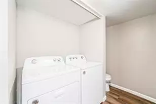 2822 S Bartell Dr, Houston, TX 77054 - Photo 10