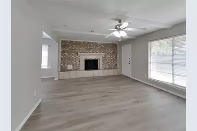 7506 Lemon Tree Circle, Houston, TX 77088 - Photo 2