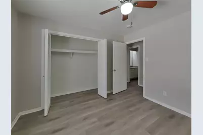 7506 Lemon Tree Circle, Houston, TX 77088 - Photo 12