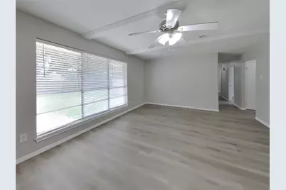 7506 Lemon Tree Circle, Houston, TX 77088 - Photo 4